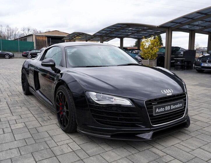 Audi R8 Kupé 4,2 l 309 kw