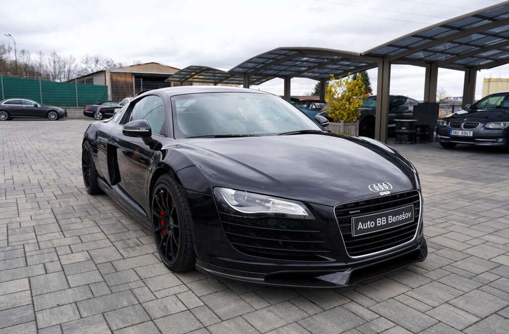 Audi R8 Kupé 4,2 l 309 kw