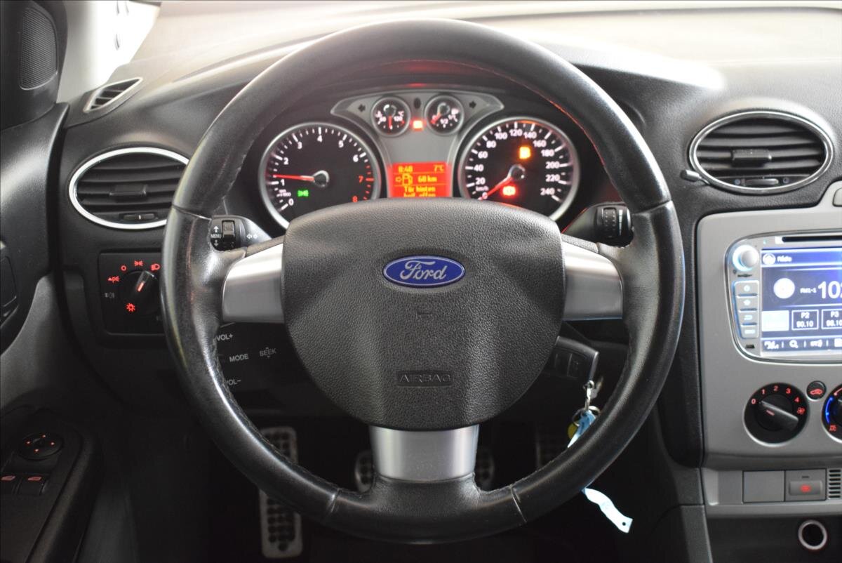 Ford Focus Kombi 1,6 l 74 kw