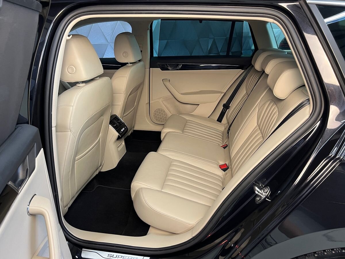 Škoda Superb Kombi 2,0 l 140 kw