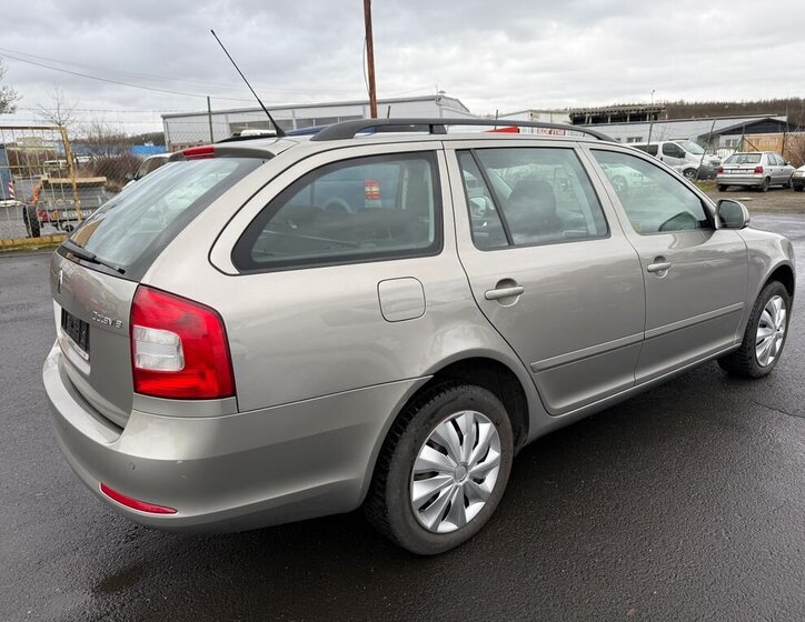 Škoda Octavia Kombi 2,0 l 103 kw