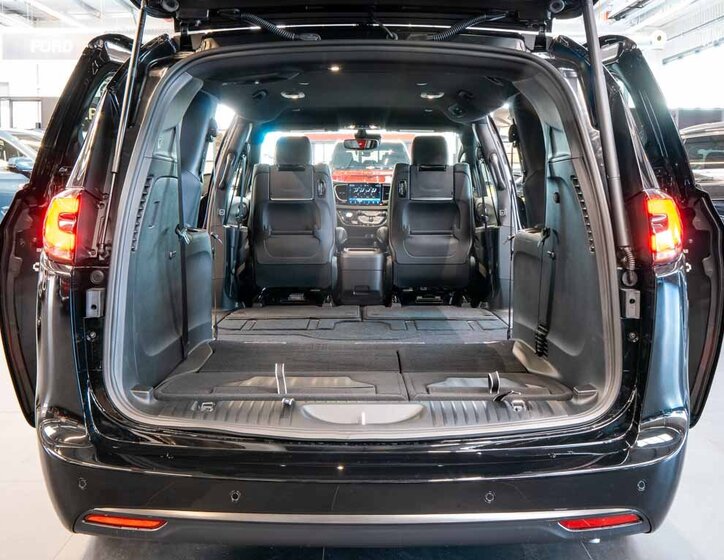 Chrysler Pacifica MPV 3,6 l 221 kw