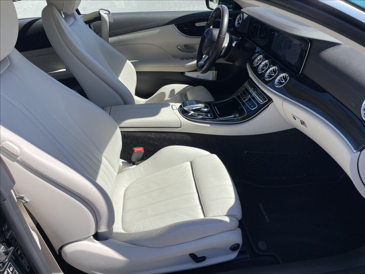 Mercedes-Benz Třídy E Kupé 2,0 l 180 kw