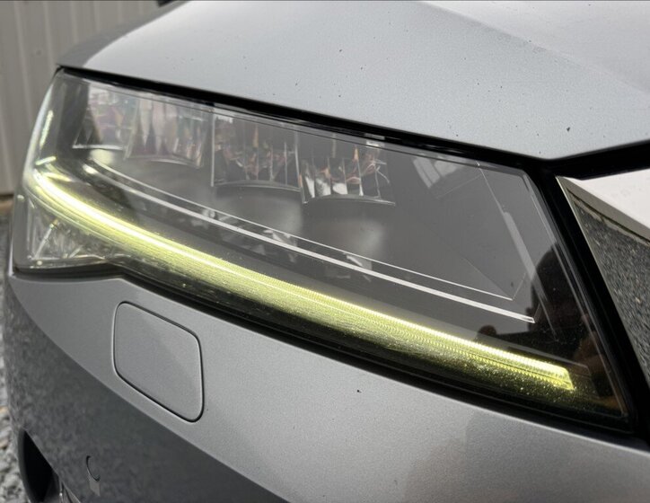 Škoda Superb Sedan / Limuzína 2,0 l 110 kw