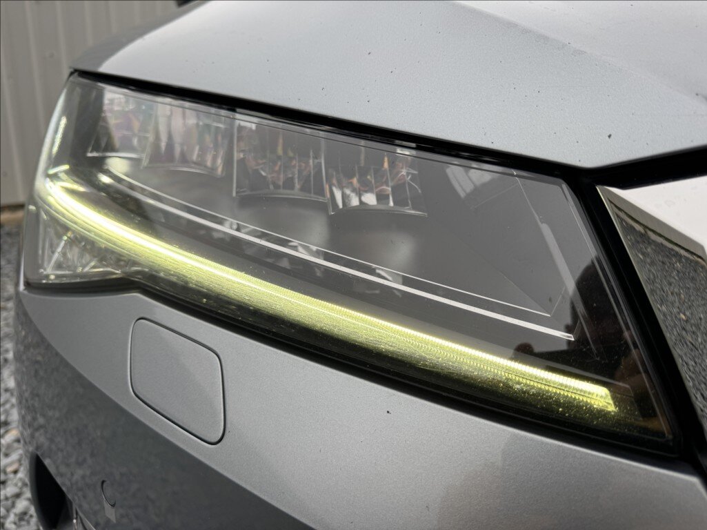 Škoda Superb Sedan / Limuzína 2,0 l 110 kw