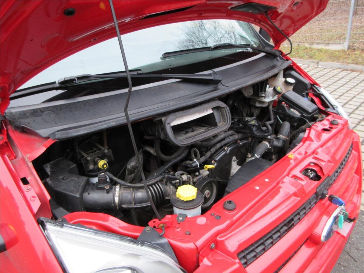 Ford Transit Valník 2,4 l 103 kw