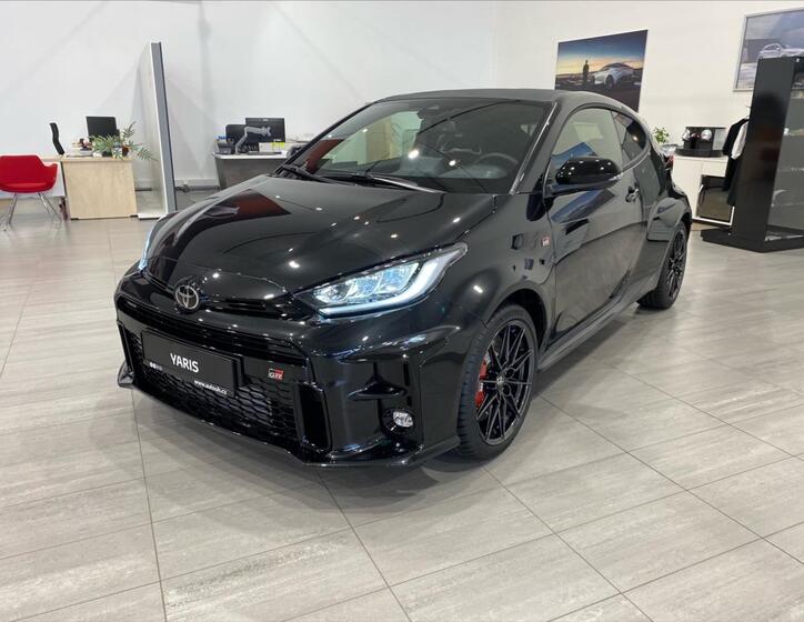 Toyota GR Yaris 1