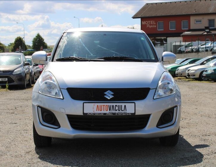 Suzuki Swift Hatchback 1,2 l 66 kw