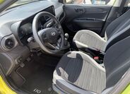 Hyundai i10 8
