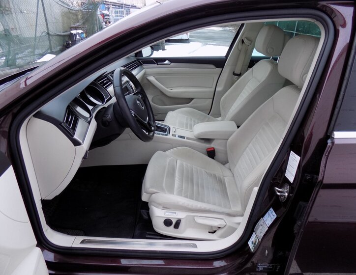 Volkswagen Passat Sedan 2,0 l 140 kw