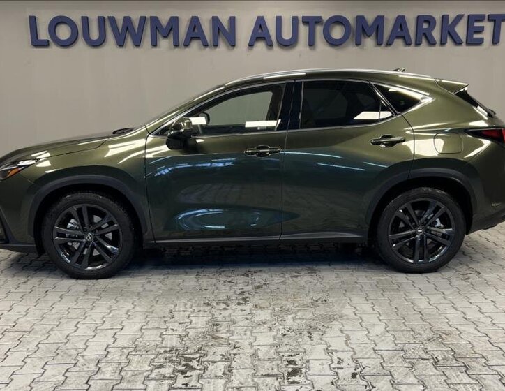 Lexus NX 450h plus SUV 2,5 l 227 kw