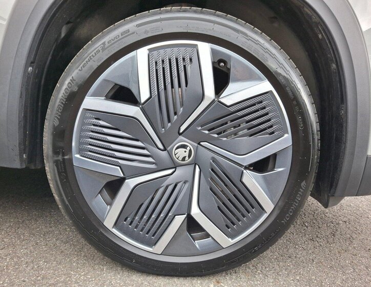 Škoda Kodiaq SUV / Terénní 1,5 l 150 kw