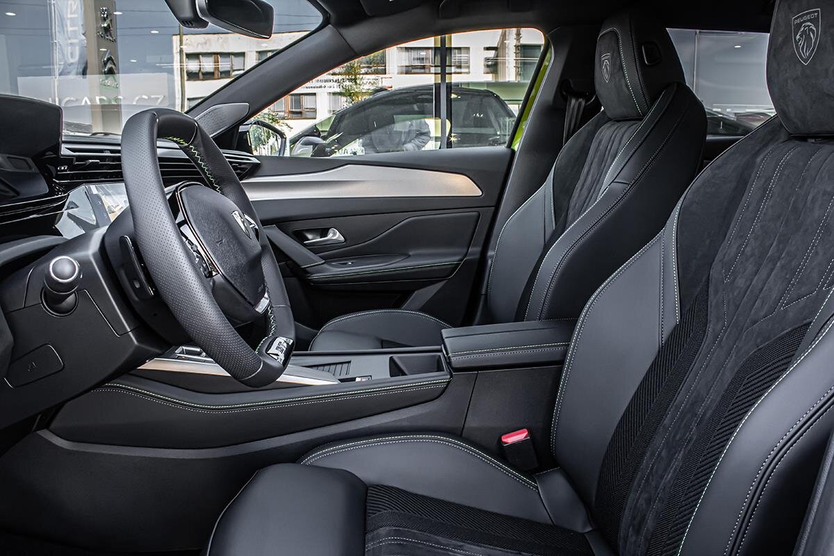 Peugeot 408 Liftback 1,6 l 132 kw