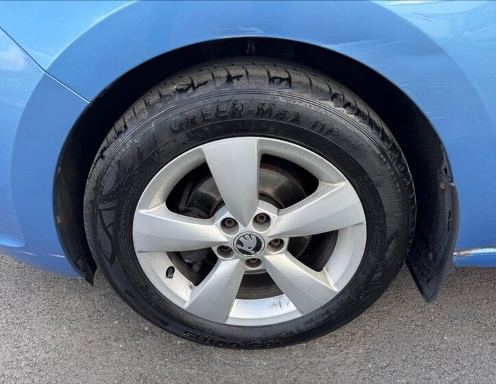 Škoda Rapid Liftback 1,2 l 63 kw