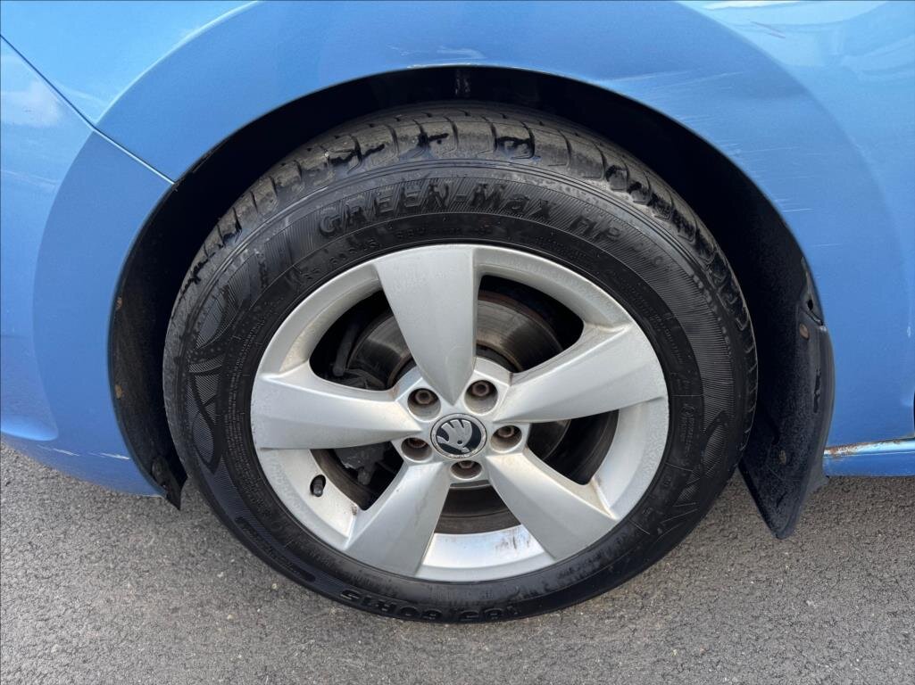 Škoda Rapid Liftback 1,2 l 63 kw