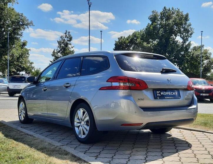 Peugeot 308 11