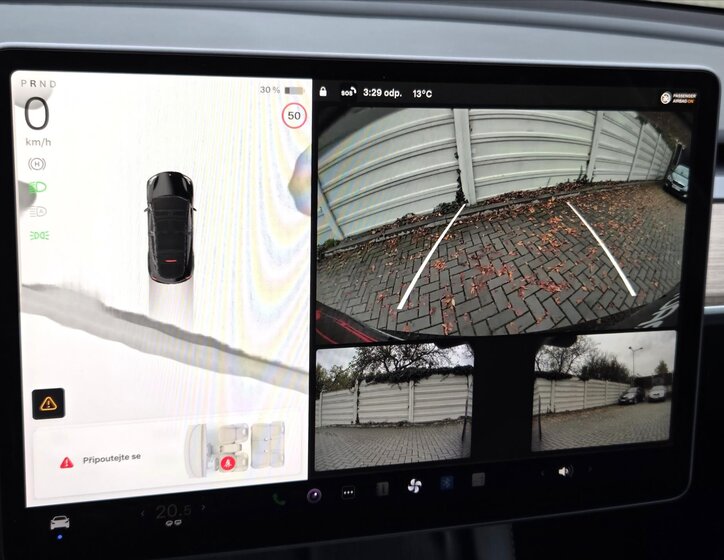 Tesla Model Y SUV / Terénní 0,0 393 kw