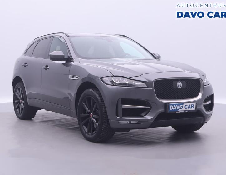 Jaguar F-Pace 1
