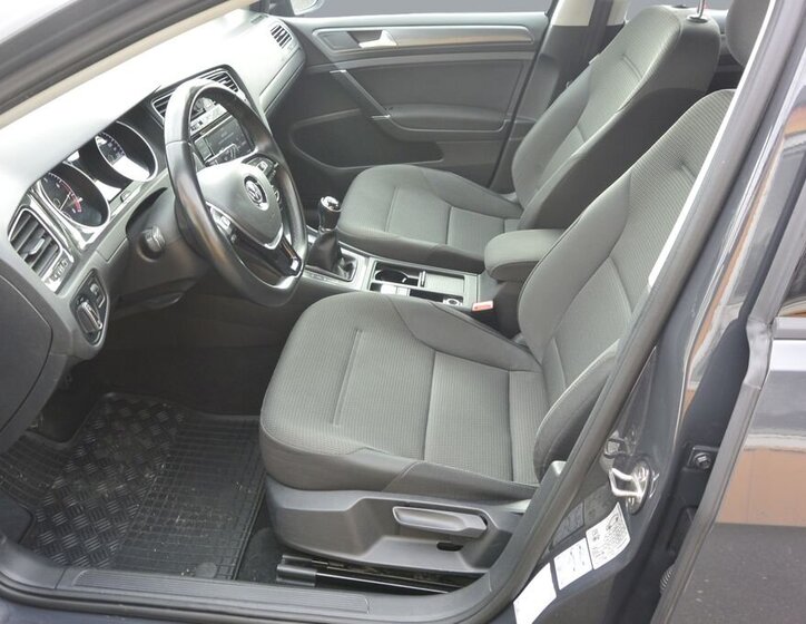 Volkswagen Golf Kombi 1,4 l 92 kw