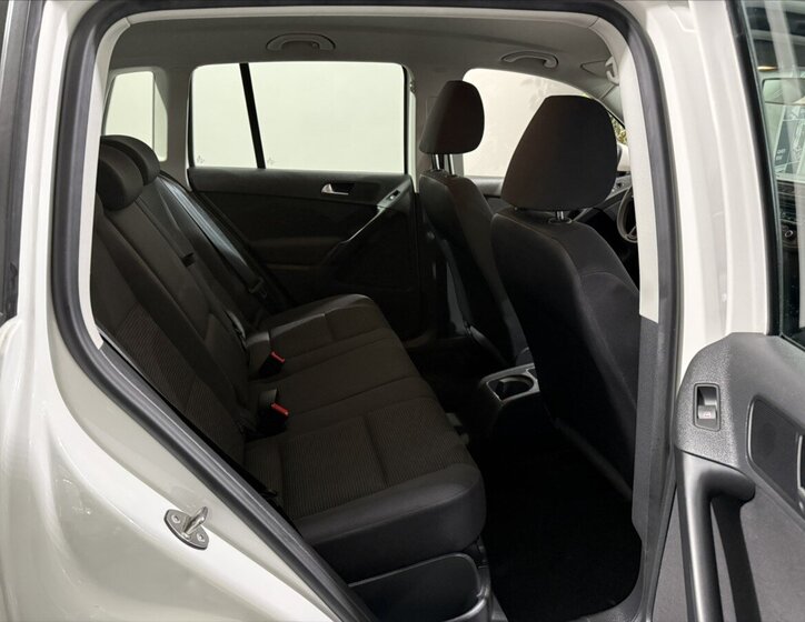 Volkswagen Tiguan 19