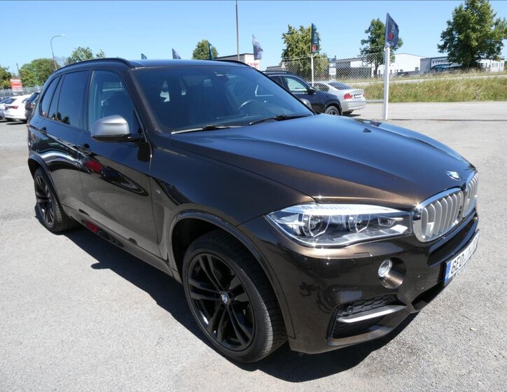 BMW X5 SUV / Terénní 3,0 l 280 kw