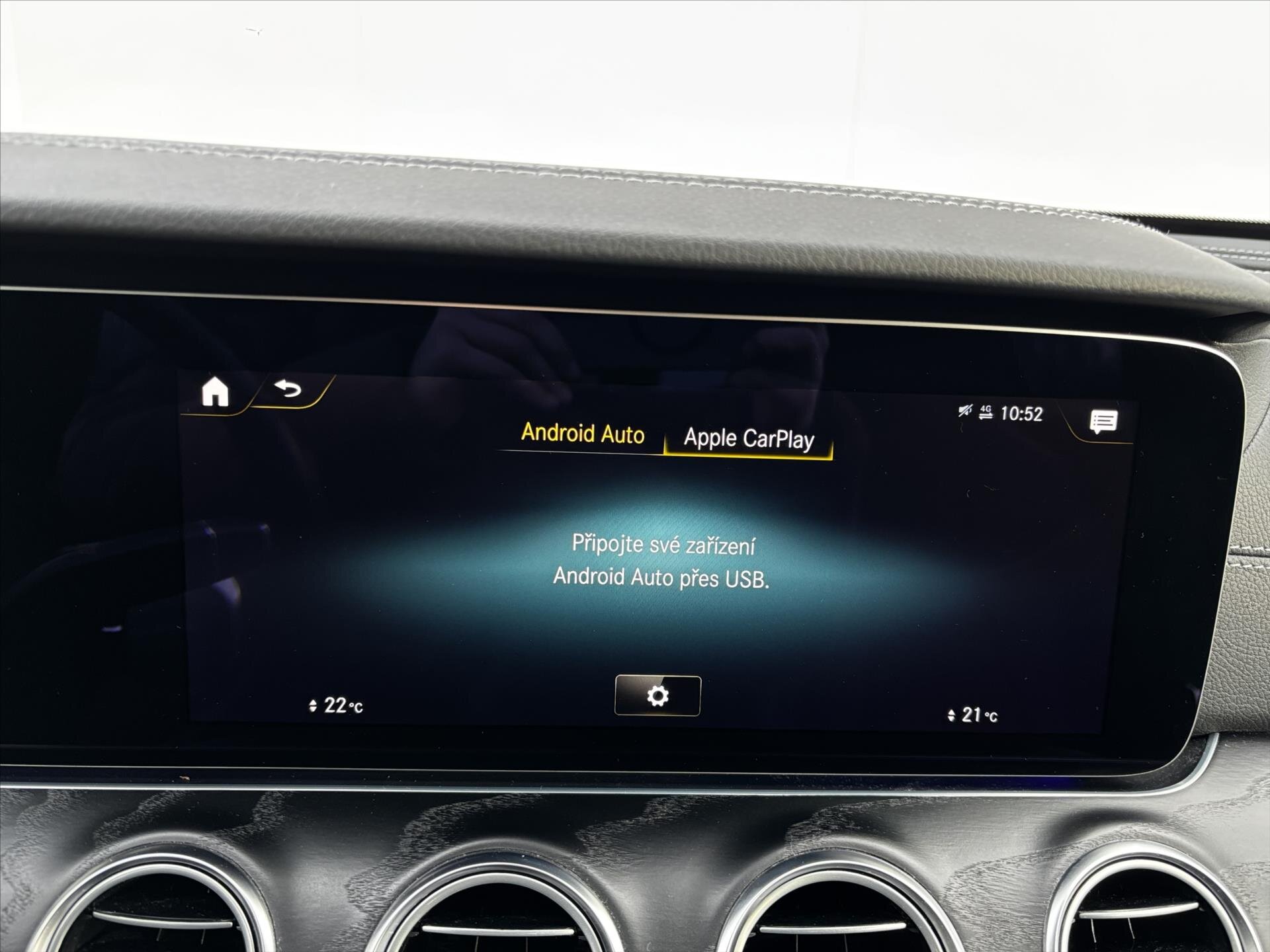 Mercedes-Benz Třídy E Kombi 2,0 l 143 kw