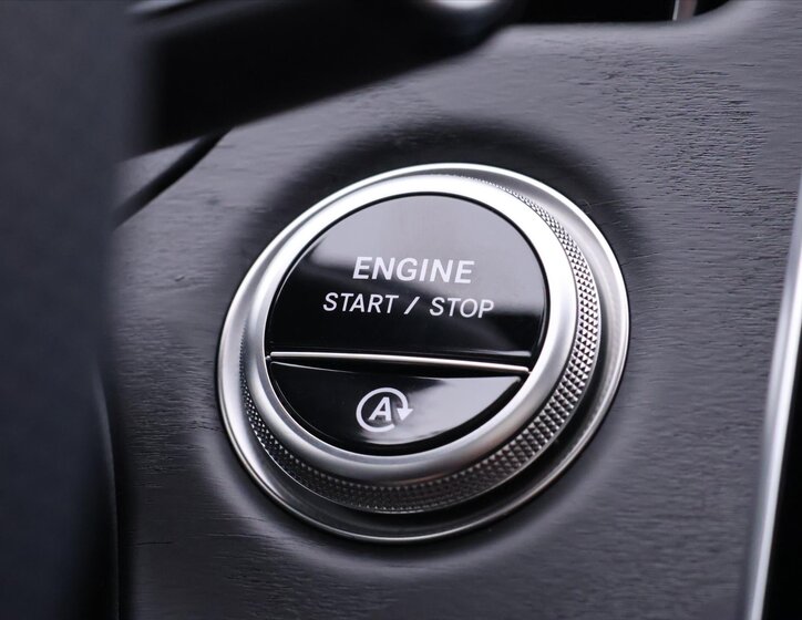 Mercedes-Benz Třídy E Kombi 2,0 l 145 kw