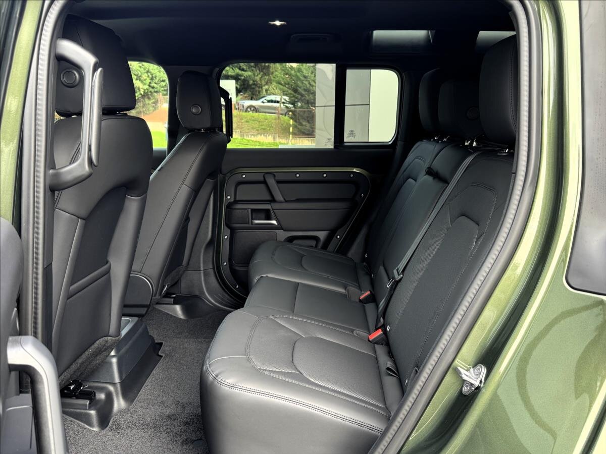 Land Rover Defender SUV / Terénní 3,0 l 257 kw
