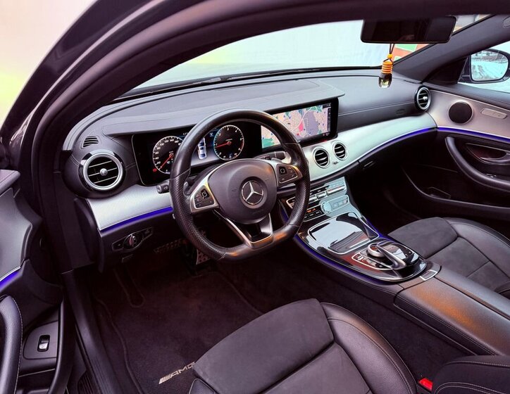 Mercedes-Benz Třídy E 15