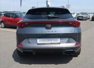 Cupra Formentor 8