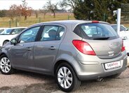 Opel Corsa Hatchback 1,4 l 64 kw