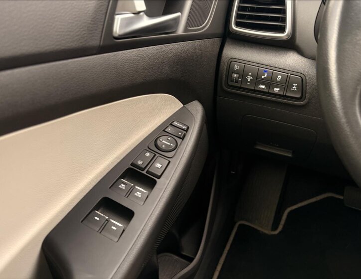 Hyundai Tucson SUV 1,6 l 130 kw