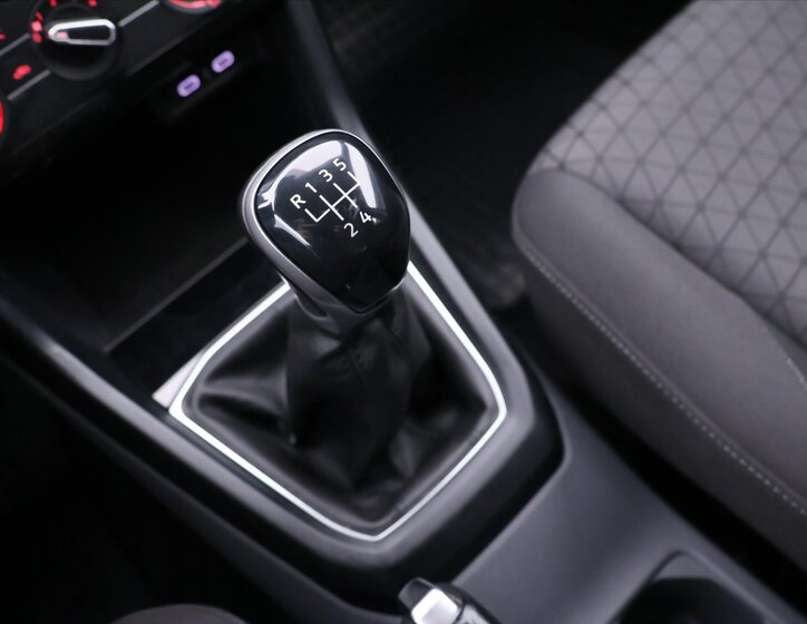 Volkswagen T-Cross SUV 999,0 70 kw