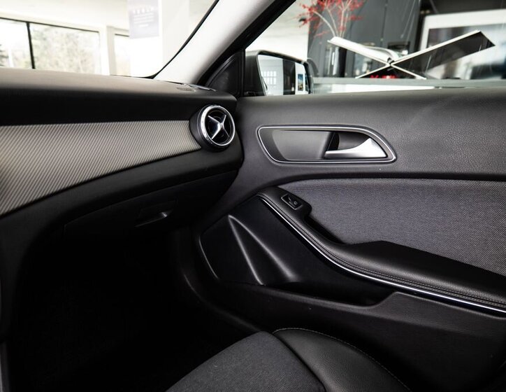 Mercedes-Benz GLA SUV / Terénní 2,1 l 130 kw