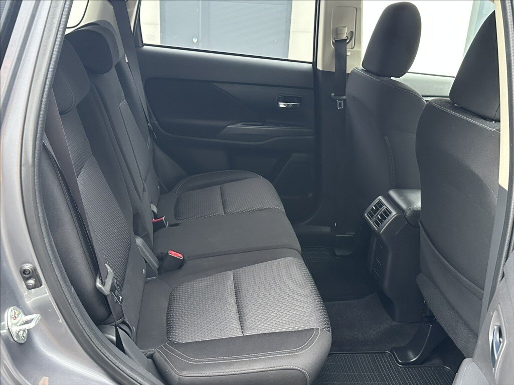 Mitsubishi Outlander SUV 2,0 l 110 kw