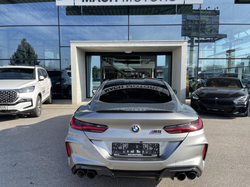 BMW M8