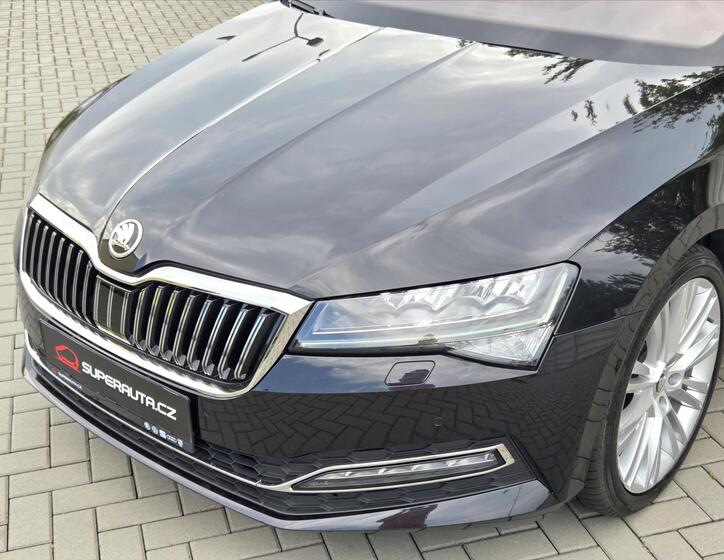 Škoda Superb 18