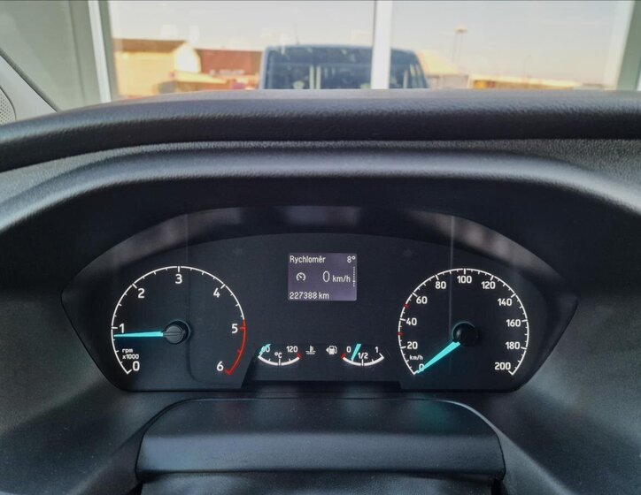 Ford Transit Custom Skříň 2,0 l 77 kw