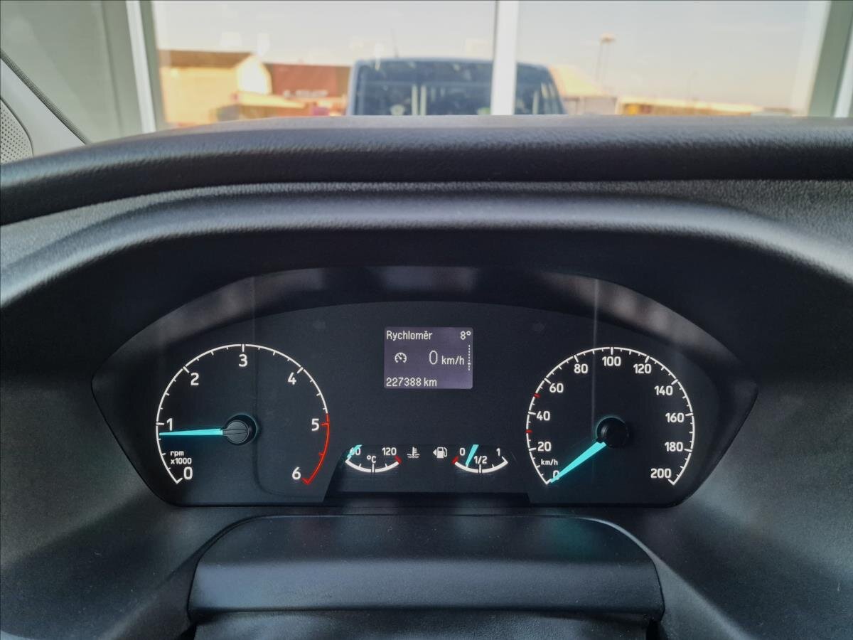 Ford Transit Custom Skříň 2,0 l 77 kw