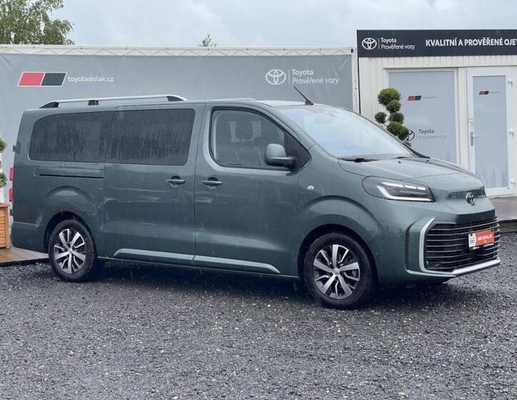 Toyota ProAce Verso 1