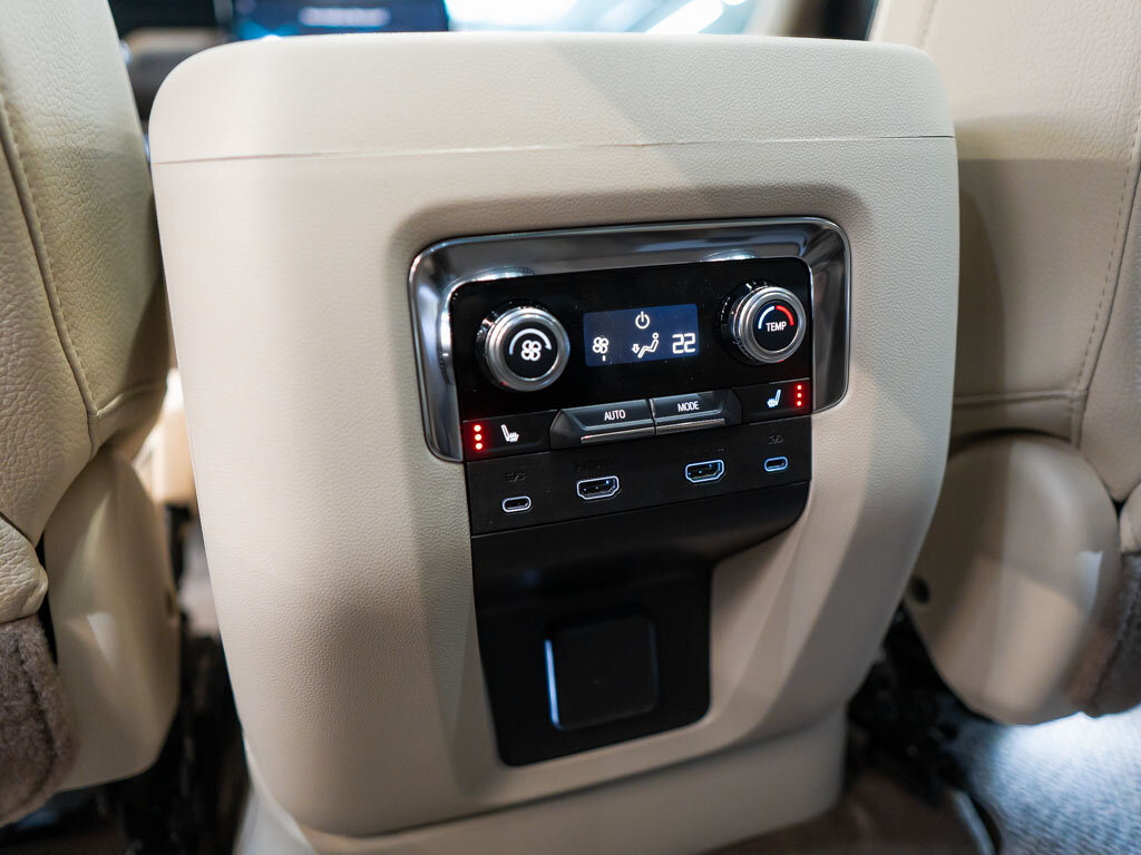 GMC Yukon SUV 6,2 l 313 kw