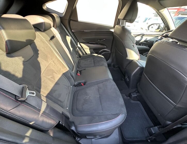 Hyundai Tucson SUV 1,6 l 110 kw