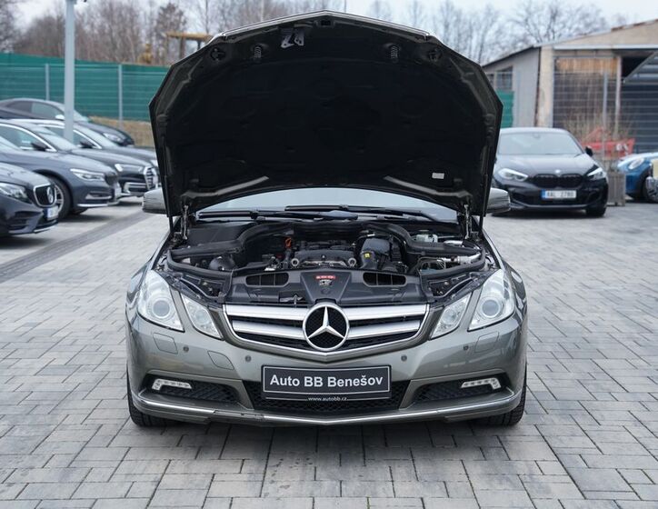 Mercedes-Benz Třídy E 16