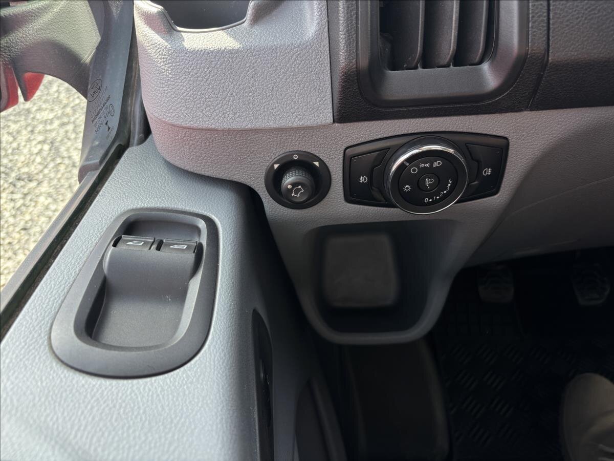 Ford Transit Skříň 2,0 l 96 kw