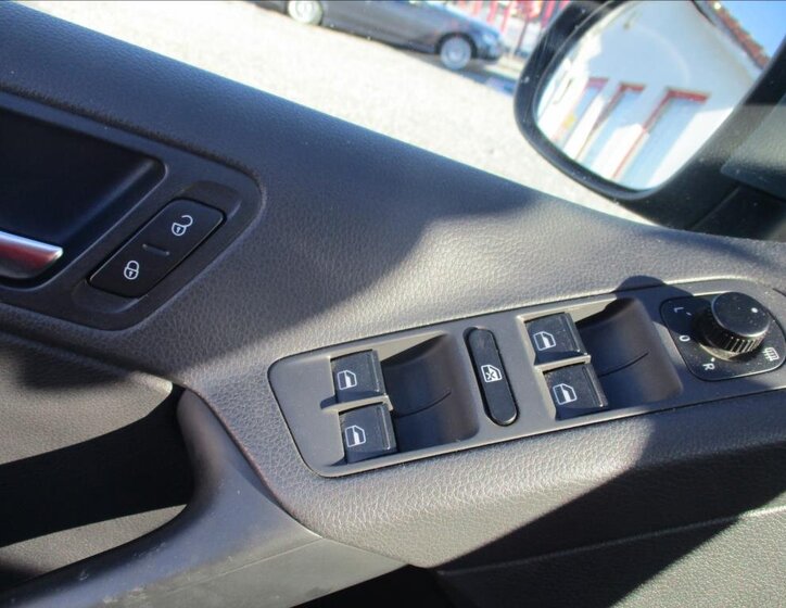 Volkswagen Tiguan SUV 2,0 l 103 kw