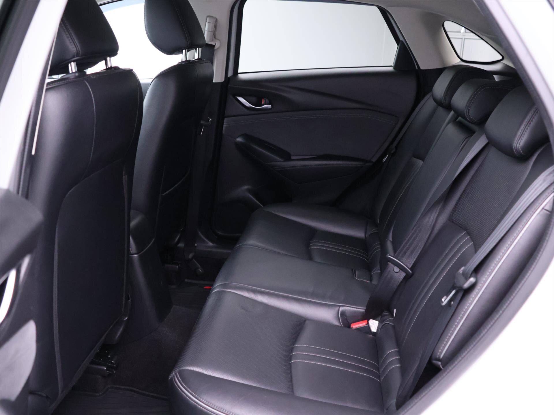 Mazda CX-3 SUV 2,0 l 89 kw