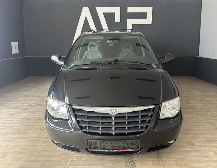 Chrysler Voyager 3