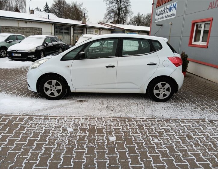 KIA Venga MPV 1,4 l 66 kw