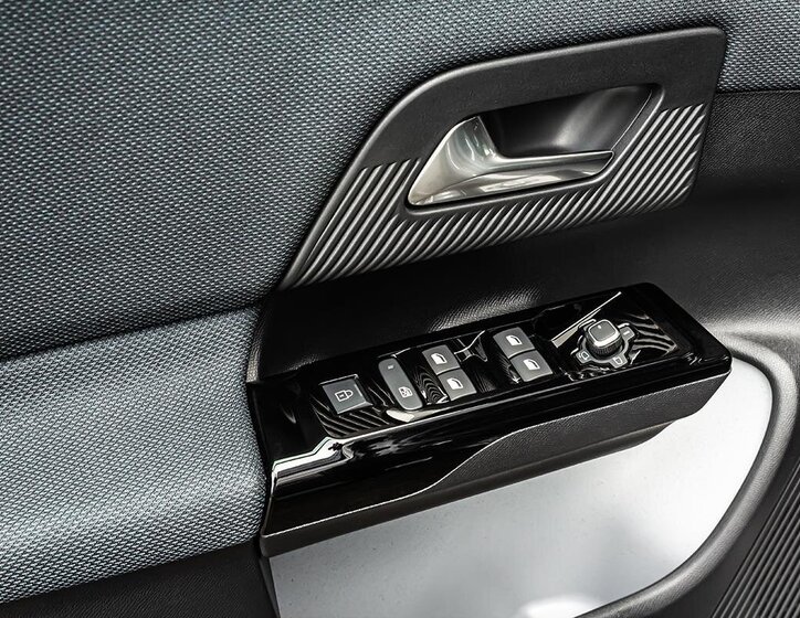 Citroën C5 Aircross SUV / Terénní 1,2 l 107 kw