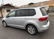 Volkswagen Touran 5